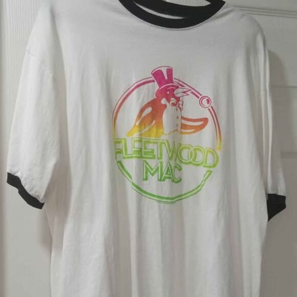 Vintage Style Fleetwood Mac Women's T-Shirt, Size 2XL - Picture 1 of 4